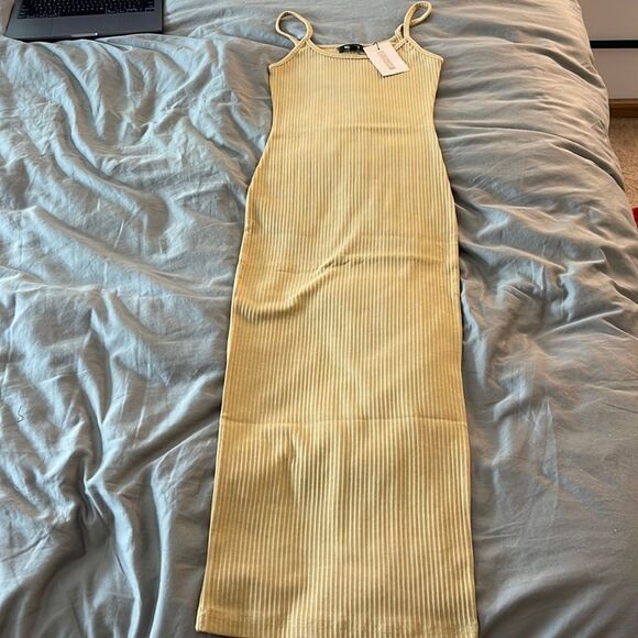 Ribbed strappy dress - Picture 1 of 2